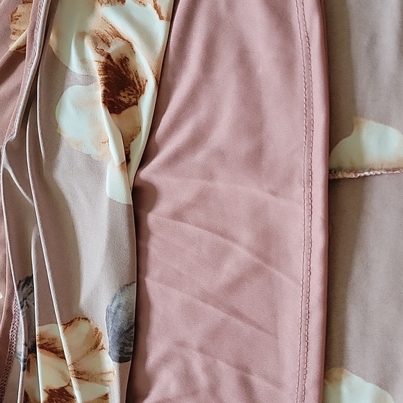 PinkBlush Maternity Dress - Picture 5 of 5